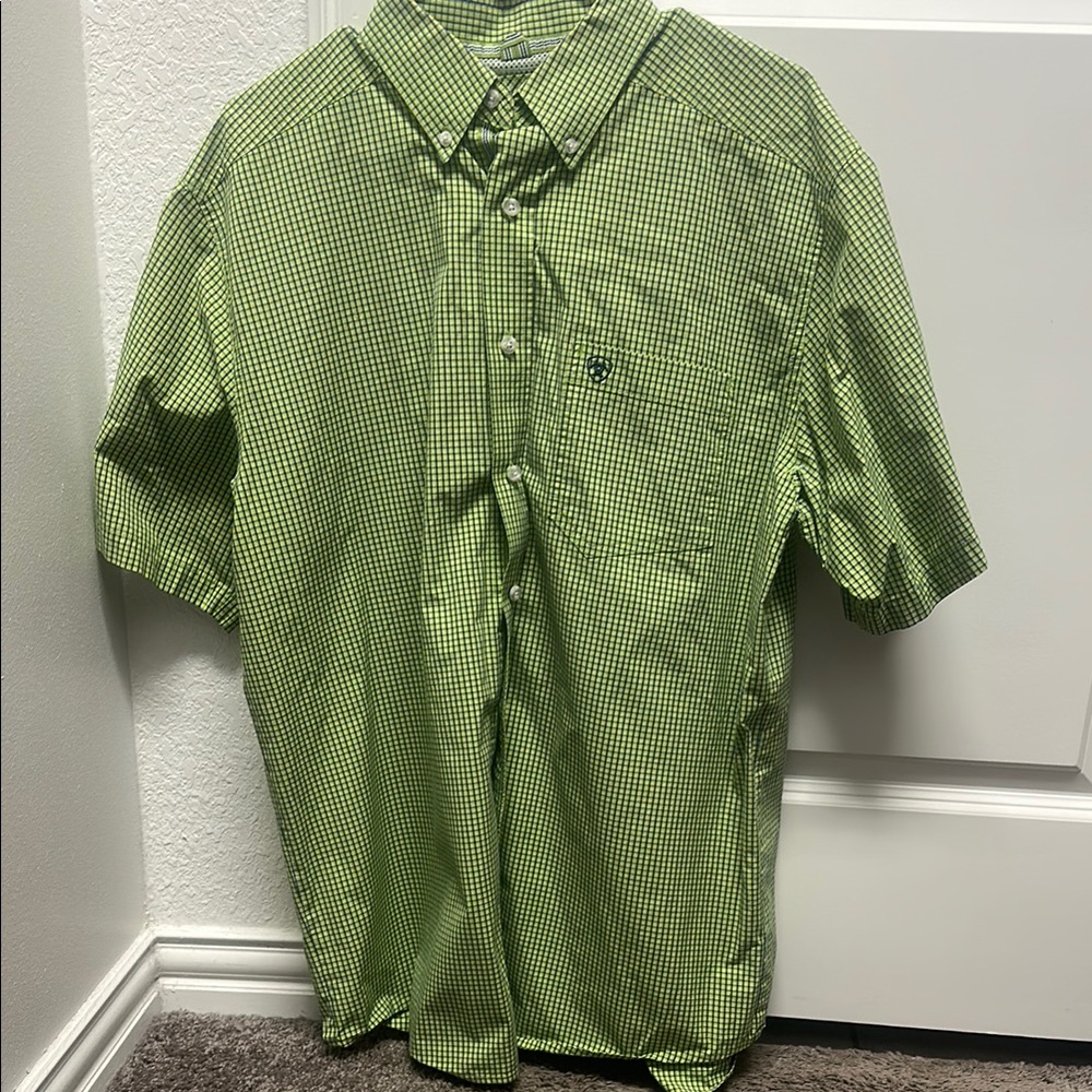 Men’s ArtiatGreen Checkered Shirt